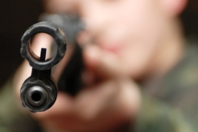 В Госдуме отреагируют на стрельбу депутата Ионина в Камышлове