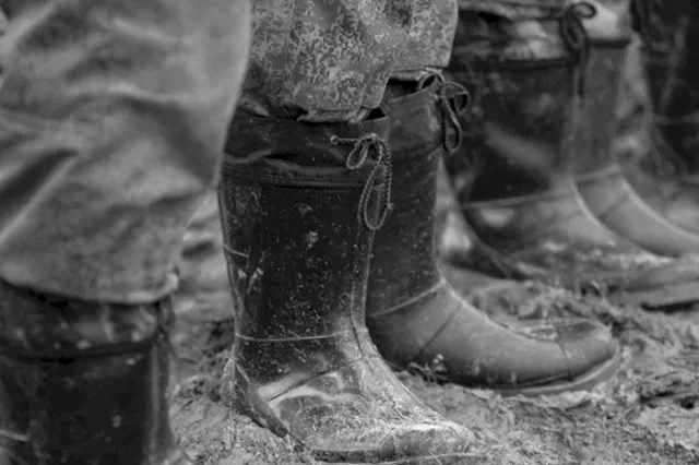 Сообщили, что суицид: свердловчанин погиб при странных обстоятельствах в ходе СВО