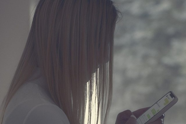 В Екатеринбурге родители сами «сдают» своих детей мошенникам. Что это значит?