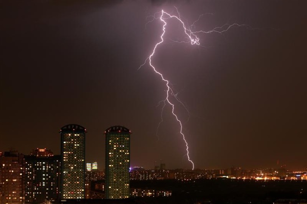 В Копейске молнией убило подростка