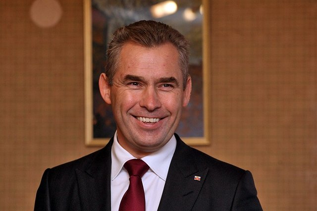 Астахов добился ликвидации бэби-бокса