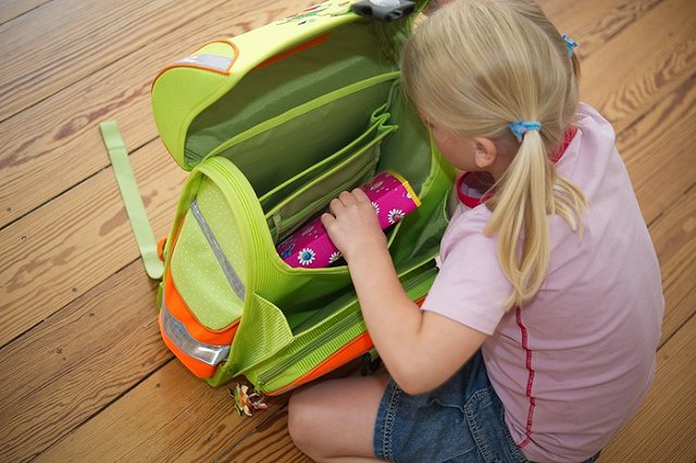 Дешевые канцтовары позволили родителям школьников больше потратить на одежду