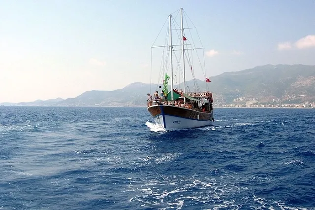 Туры за рубеж подорожали на 15%