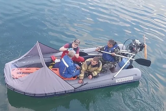 Свердловчанин упал в затопленный карьер