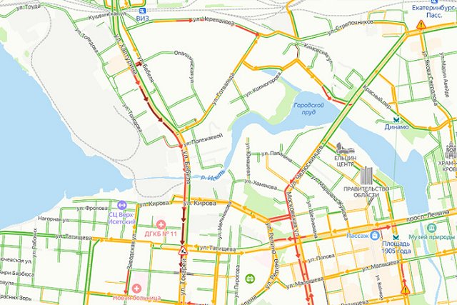 Что происходит? ВИЗ второй день стоит в огромной пробке