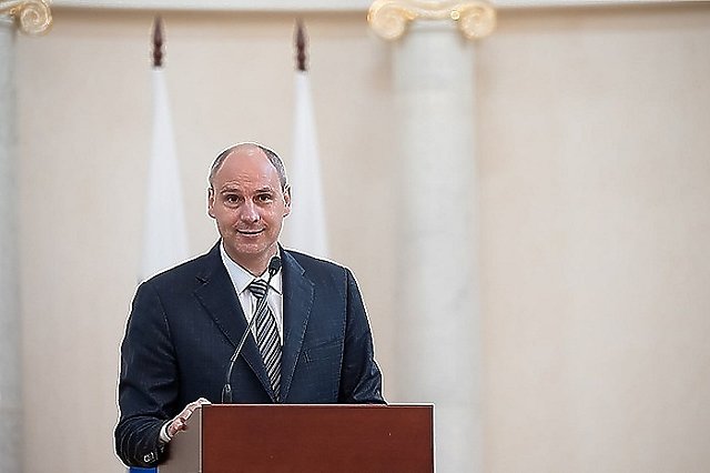 Губернатор Денис Паслер ответит на вопросы свердловчан