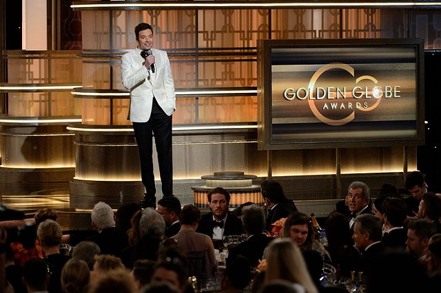 Ведущий «Золотого глобуса» пошутил о вмешательстве России в подсчёт голосов