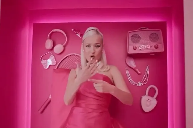 Клаву Коку заменили в режиссерской версии «Иван Васильевич меняет все»