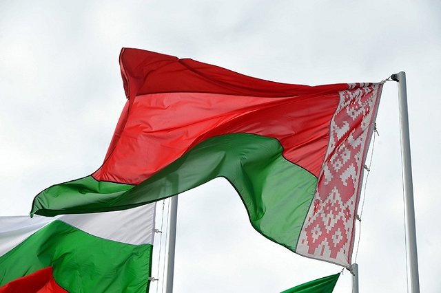 За помощь в борьбе с коррупцией белорусам будут платить до $500