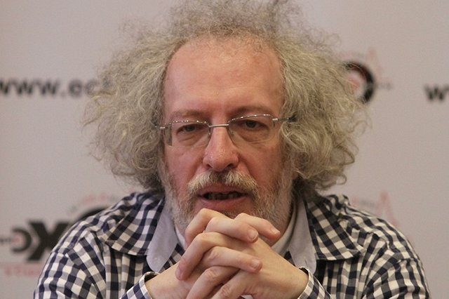 Полиция завела дело об умышленном поджоге машины журналистки Латыниной