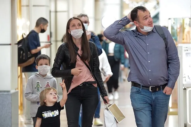 Познер предложил жестко штрафовать «ковид-диссидентов» за неношение маски