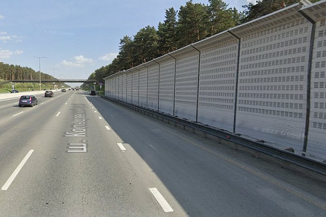 На Кольцовском тракте водитель Toyota разбился насмерть, влетев в стоящую «Газель»