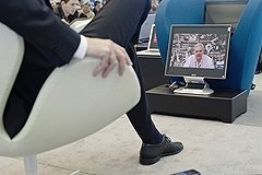 Джулиан Ассанж: США стала страной, из которой бегут