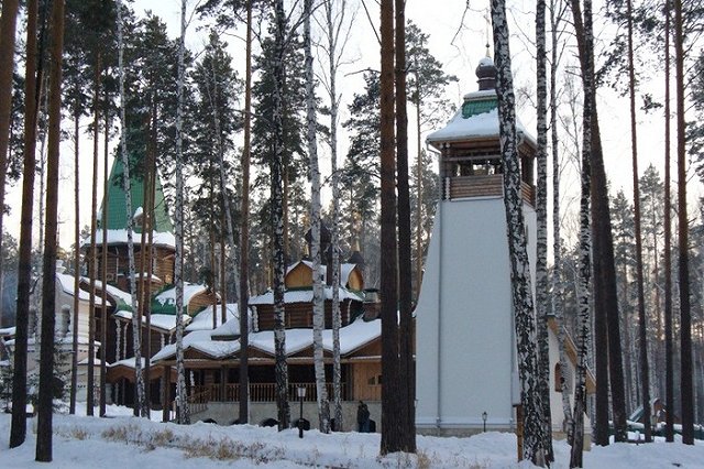 Визит в Екатеринбург навел Медведева на мысль о перезахоронении детей Романовых