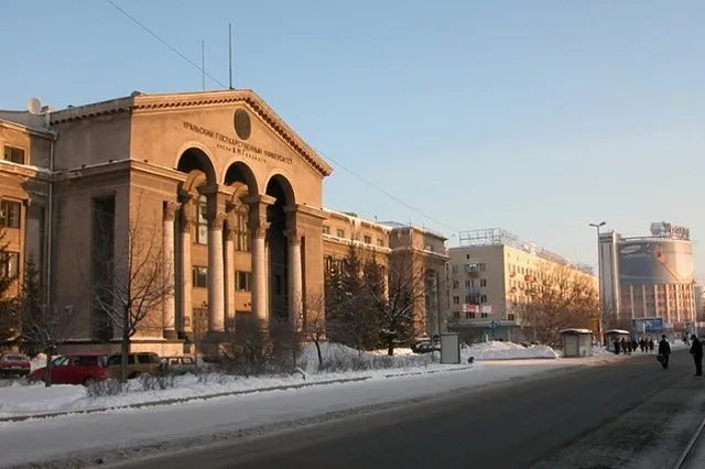 УрФУ объединяет выпускной с Уральской ночью музыки