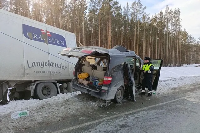 В тяжёлом состоянии: в страшном ДТП на Тюменском тракте серьёзно пострадал отец девятерых детей