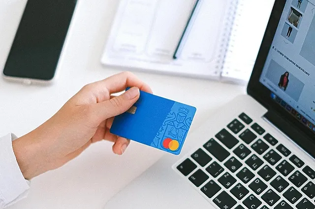 Мошенники лишают россиян денег под видом подработки