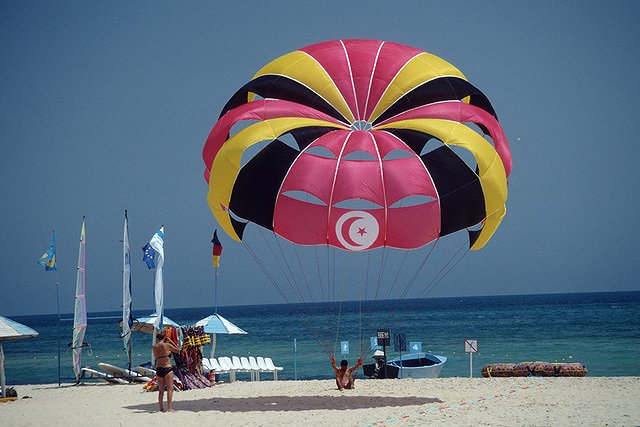 Ведущие туроператоры на треть подняли стоимость путевок