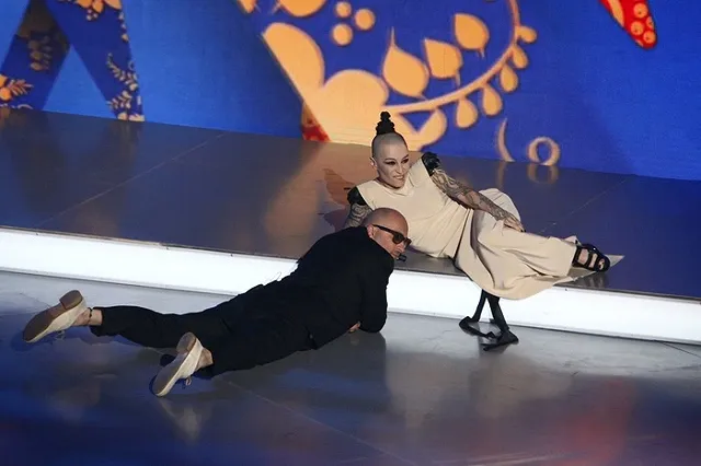 Чиновники, затершие граффити с прапорщиком Задовым, разозлили актера Нагиева