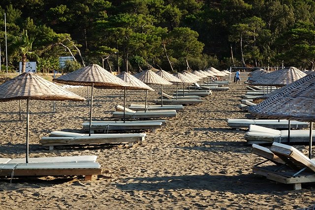 Операторы в Екатеринбурге готовы вернуть аванс за тур в Турцию со штрафом в $50