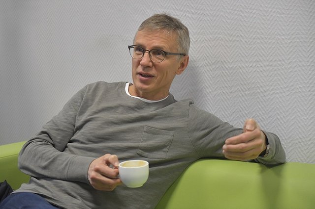 Хоккеист Игорь Ларионов призвал Россию сознаться в допинговых махинациях