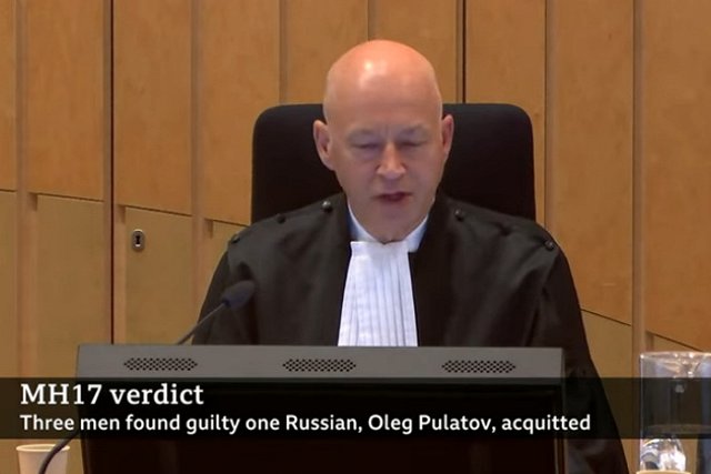 Источник: приговоренных по делу MH17 россиян Нидерландам не выдадут