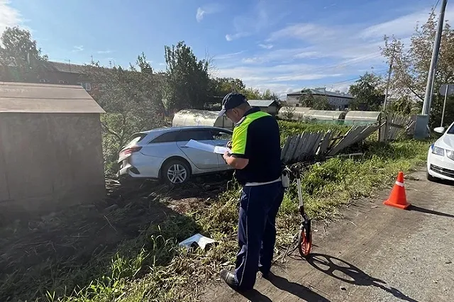 В Горном Щите погиб въехавший в забор водитель KIA Ceed