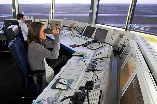 Российское гражданство авиадиспетчеров стало обязательным