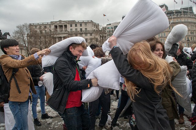 30 кадетов академии Вест-Поинт пострадали во время боя подушками