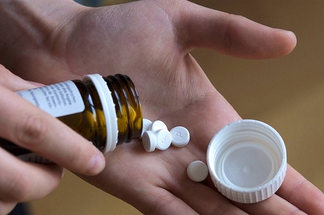 Девочка попыталась отравиться насмерть «Черникой-форте»