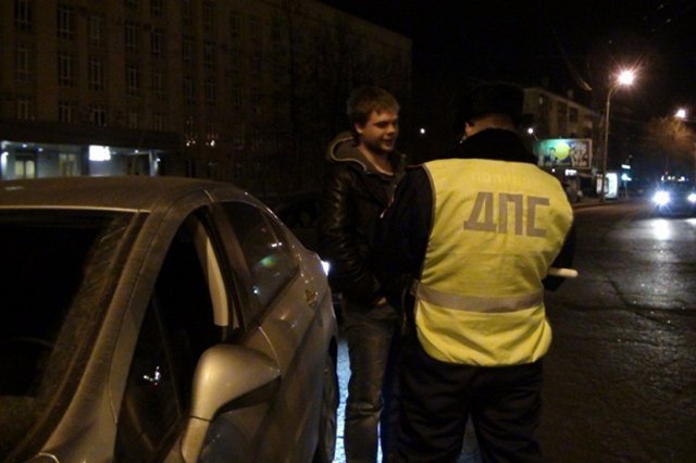 В Подмосковье полицейский застрелил попытавшегося скрыться водителя