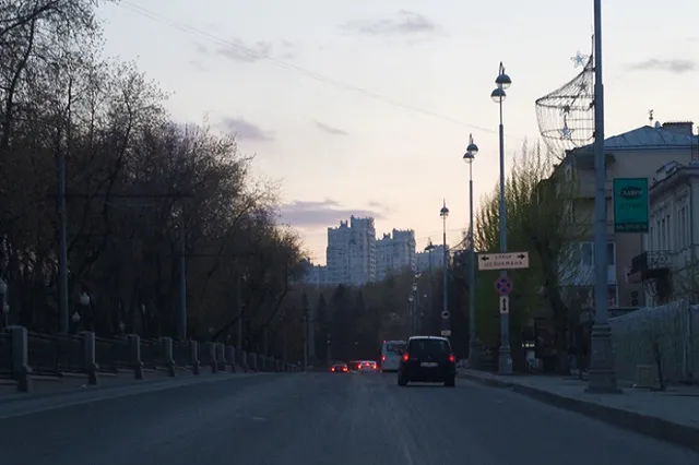 Жителям перекрытого екатеринбургского ВИЗа предложили доплатить за выезд в центр