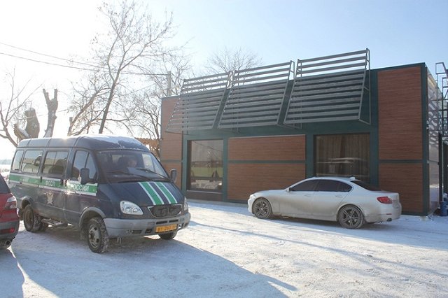 На трассе в Березовский снесли кафе «Каспий»