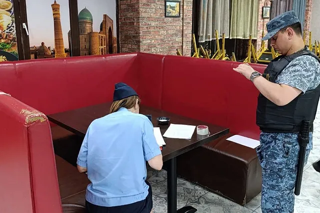 Кафе в Екатеринбурге закрыли из-за антисанитарии