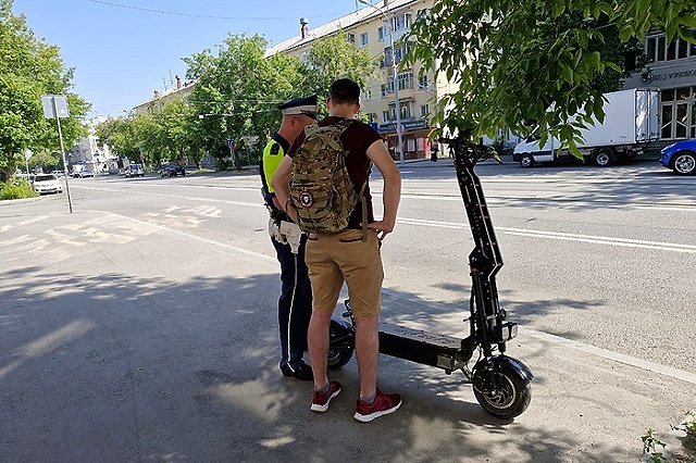 Число смертельных ДТП с электросамокатами в Екатеринбурге выросло втрое