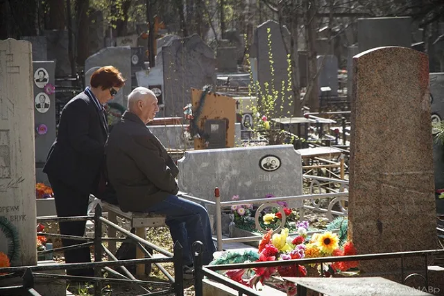 В Екатеринбурге осужден полицейский, продававший сведения об умерших