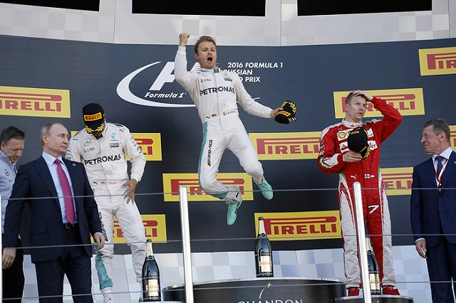 Команда «Мерседес» опубликовала письмо по поводу скандала с Хэмилтоном