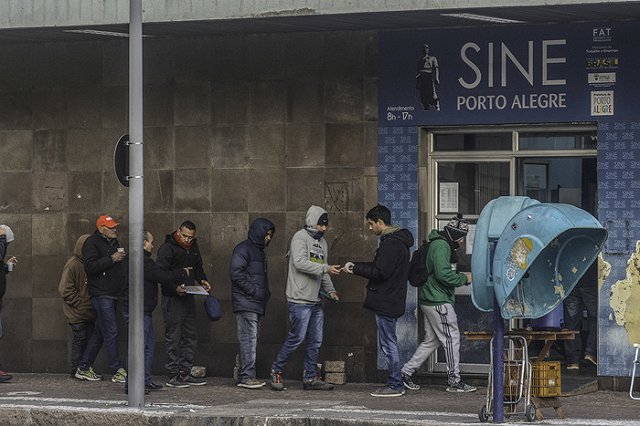 Росстат: Безработица в РФ в январе 2019 года повысилась до 4,9%