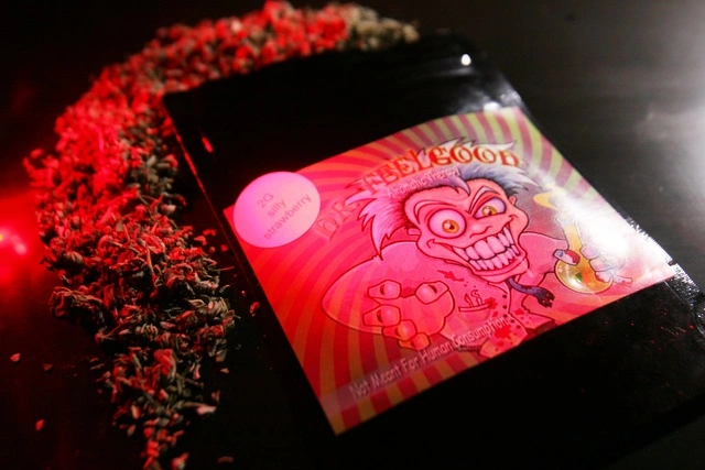 Медведев запретил «спайс-убийцу»