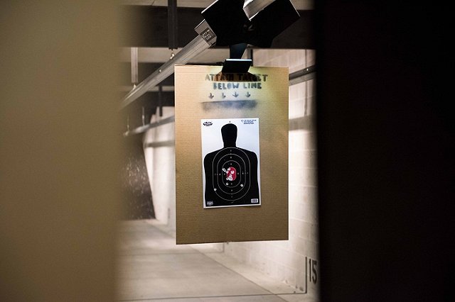 В Актобе начался суд над владельцем разграбленного оружейного магазина «Паллада»