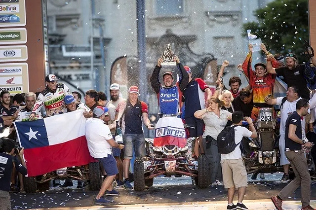 Завтра Сергей Карякин исполнит опасный трюк в Историческом сквере