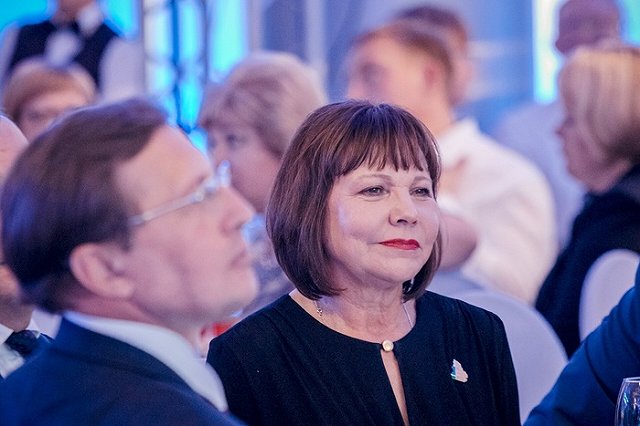 Глава свердловского Минфина заявила об отставке