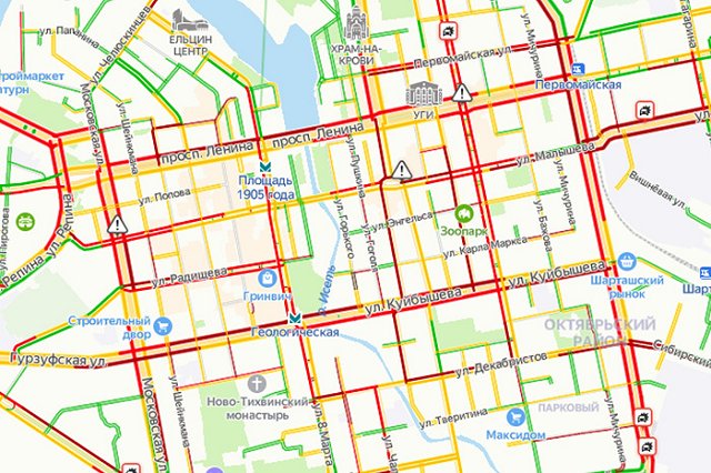 Екатеринбург встал в 10-балльные пробки