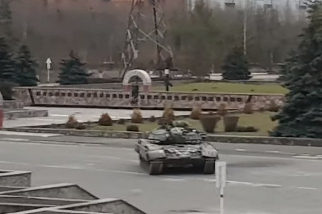 Российские и украинские военные вместе следят за безопасностью на Чернобыльской АЭС