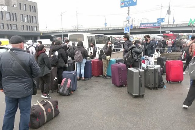 Китай призвал своих граждан покинуть Украину