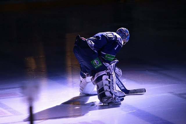 «Автомобилист» взял на «дальневосточный» выезд 26 хоккеистов