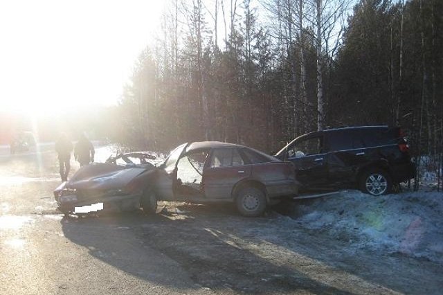 Mitsubishi Lancer и Great Wall столкнулись под Верхней Салдой