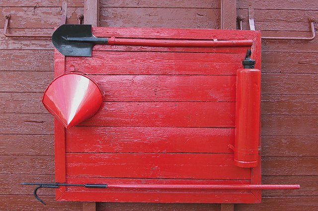 Сегодня утром в Екатеринбурге горели сразу три иномарки