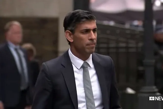 Путин решил не поздравлять нового премьера Великобритании