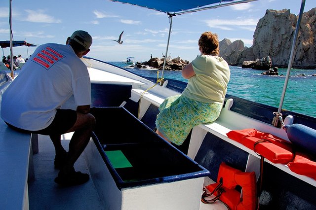 Французские туристы оказались самыми скупыми на чаевые